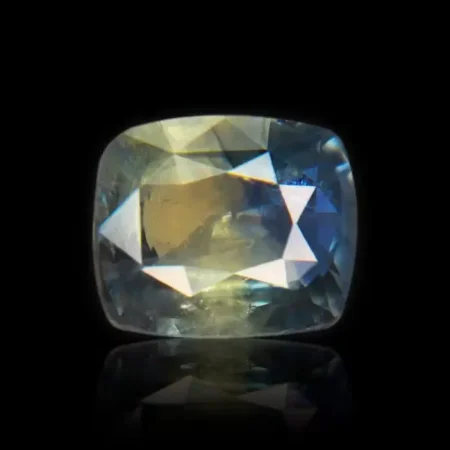 Pitambari (Bi-Color Sapphire) - 2.79 Carat